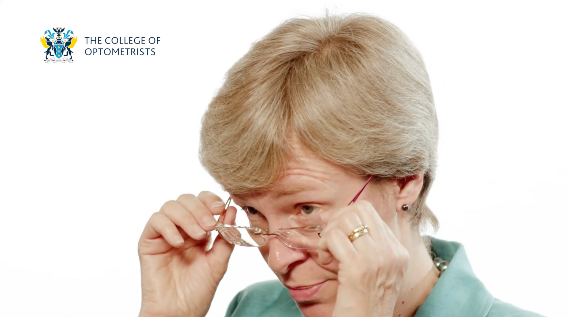 Load video: What is presbyopia?